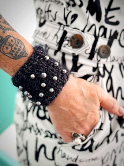 Knit Beaded Wristband, Free Pattern (with Stitchwell Social Club membership) by Vickie Howell