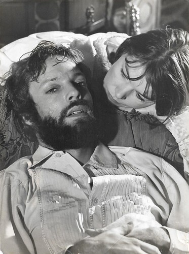 Glenda Jackson and Richard Chamberlain in The Music Lovers (1971)