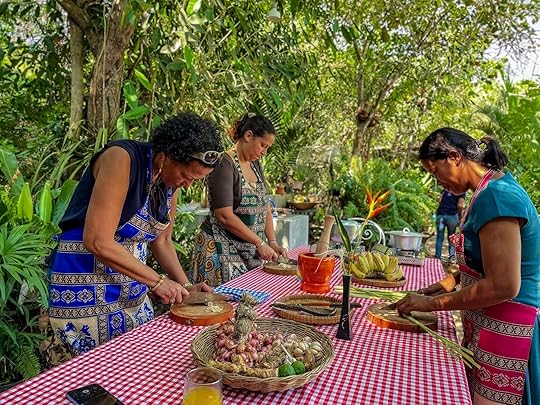 women in Cambodian cooking class