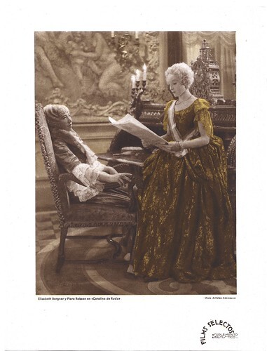 Elisabeth Bergner and Flora Robson in The Rise of Catherine the Great (1934)