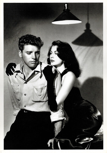 Burt Lancaster and Ava Gardner in The Killers (1946), Hazan