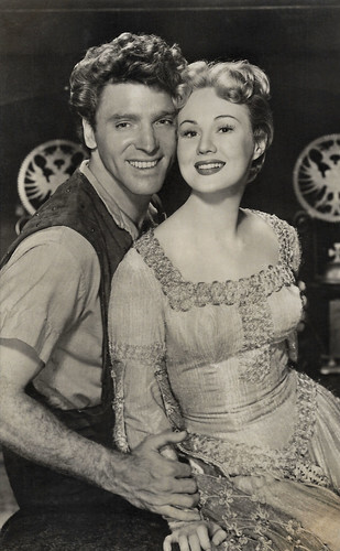 Burt Lancaster and Virginia Mayo in The Flame and the Arrow (1950)