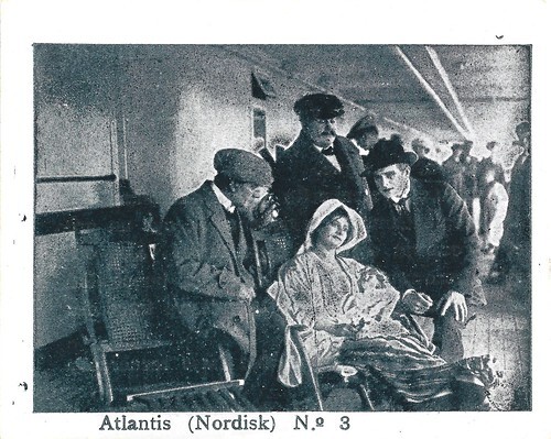 Olaf Fönss and Ida Orloff in Atlantis (1913)