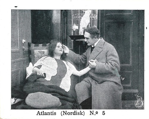Olaf Fönss and Ida Orloff in Atlantis (1913)