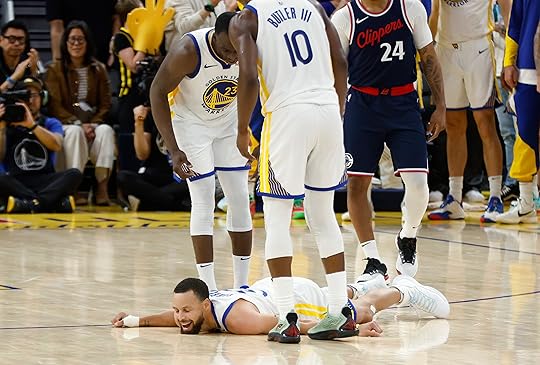 Golden State Warriors’ Stephen Curry (30) reacts after being fouled...