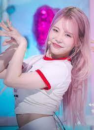 Pink Hair : r/kpop_uncensored