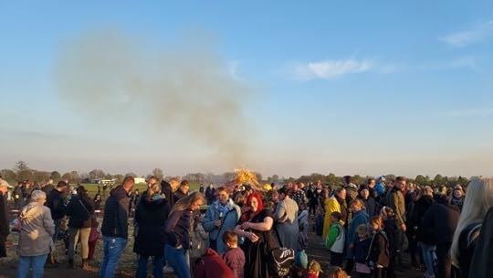 Crowds at the Easter Fire