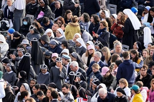 Faithful arrive ahead of the funeral of Pope Francis