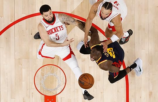 Golden State Warriors’ Draymond Green (23) fights for the ball...