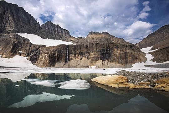 grinnell glacier in montana