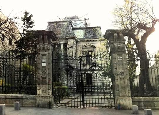I took this photo of an old French style house in Bucharest as it looked so spooky!