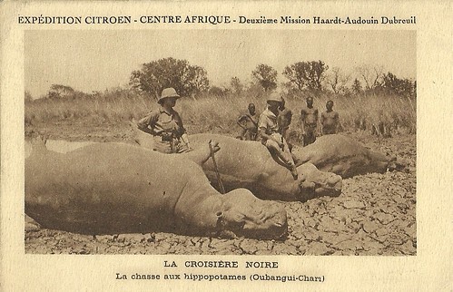 La croisière noire. Hippopotamus hunt (Ubangi-Shari)