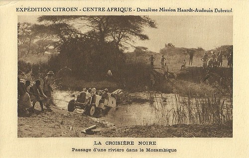 La croisière noire. Crossing a river in Mozambique