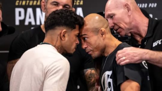 UFC Fighters Butt Heads