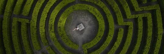 Recensione di The fragile threads of power di V. E. Schwab