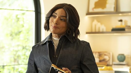 Angela Bassett in the Season 8 finale of