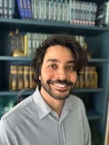 Author Taran Matharu - Photo Credit Anita Wong