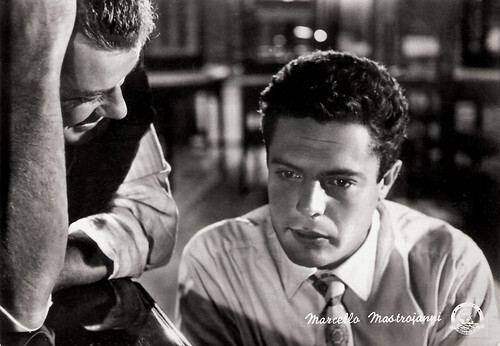Marcello Mastroianni in Febbre di vivere (1953)