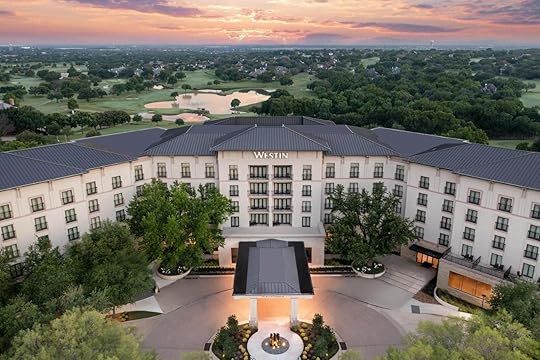 The best hotels near hotels near AT&T Stadium