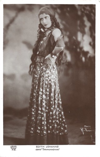 Édith Jéhanne in Tarakanova (1930)