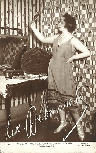 Lucienne Debrenne
