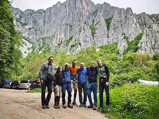 Алпинисти от различни клубове