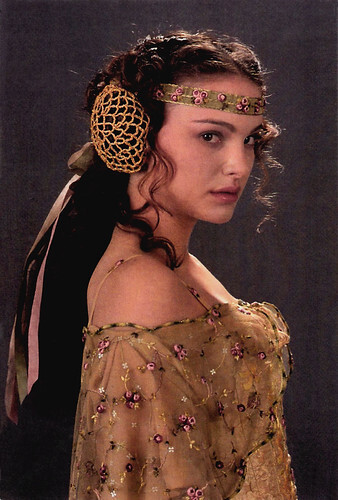 Natalie Portman in Star Wars - Episode II - Attack of the Clones (2002)