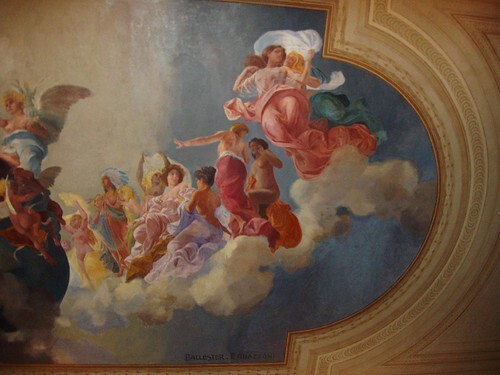 Ceiling Cinema Moderno
