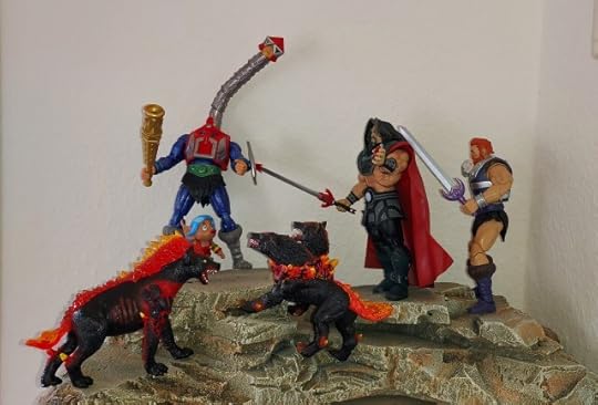 Fisto appears behind Marzo who is threatening Loo-Kee and Mekaneck.