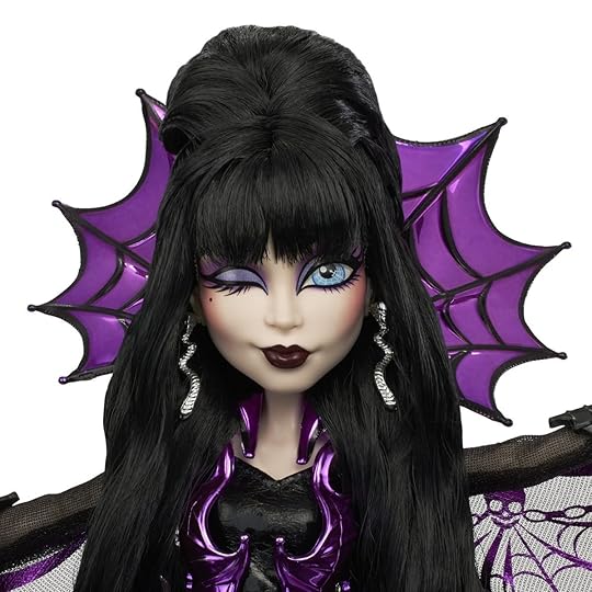 Elvira Goes Full Glam in New MONSTER HIGH Comic-Con Exclusive Skullector Doll_4