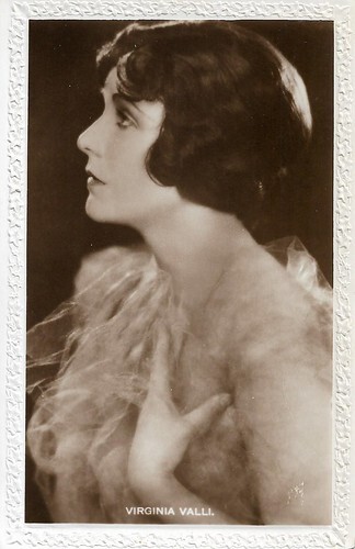 Virginia Valli