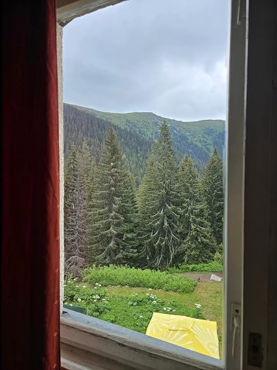 Хижа „Момина поляна“