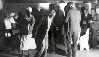 Ring shout and the Maa Aankh