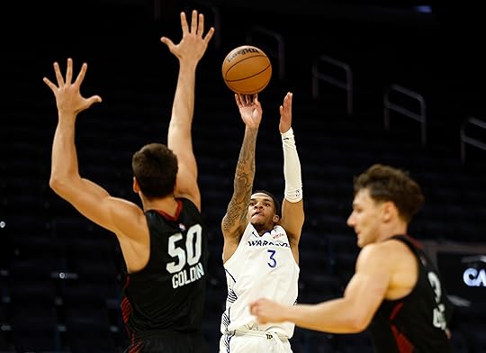 Golden State Warriors’ Will Richard (3) takes a 3-point shot...