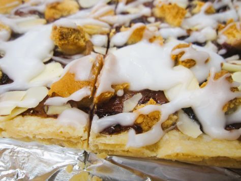 Bready or Not: Fruit and Almond Crumble Bars