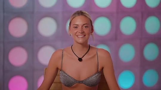 Kelsey Tomlin in
