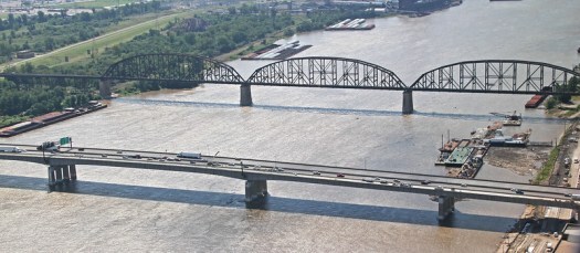 two bridges crossing the Mississippi River