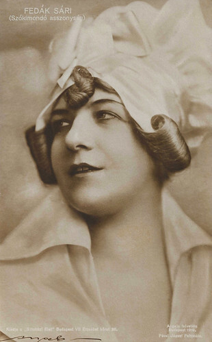 Sari Fedák