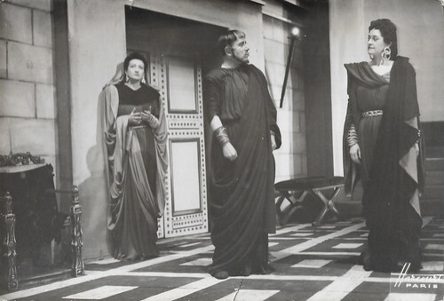 Mary Marquet and Louis Seigner in Iphigénie en Tauride (1942)