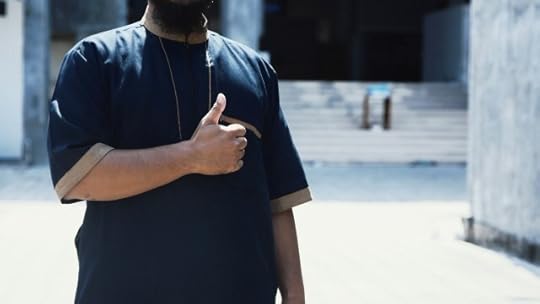 A man giving a thumbs up. Nontoxic positivity empowers you.