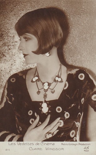Claire Windsor