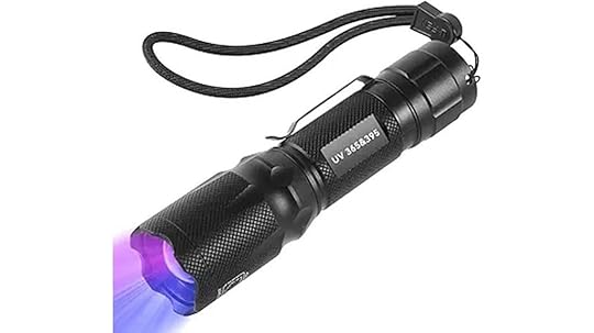 uv blacklight for detection
