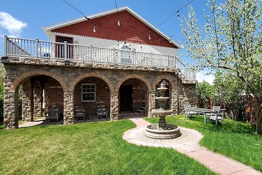 airbnb building in gillette, wyoming
