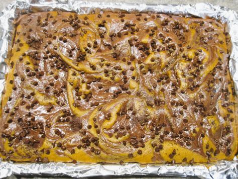 Bready or Not Original: Chocolate-Swirled Pumpkin Cake