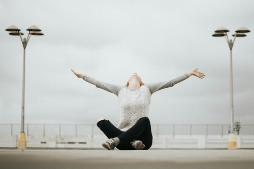 4 Hard Lessons We All Learn in Life by Letting Go