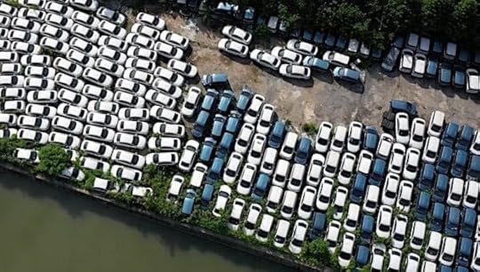 An electric vehicle graveyard in China (Video screenshot)