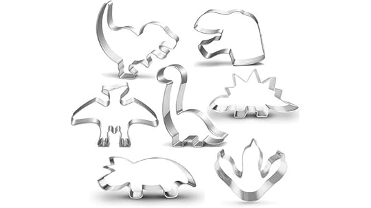 seven dinosaur cookie cutters