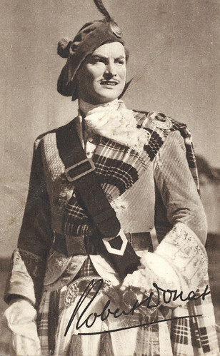 Robert Donat in The Ghost Goes West (1935)