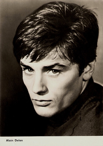 Alain Delon in Rocco e i suoi fratelli