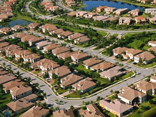 Photo of Florida housing development, a familiar site in the nuttiest state in America